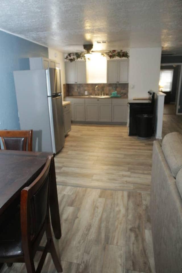 1 Bedroom With A Fireplace Close To Base Lawton Ngoại thất bức ảnh